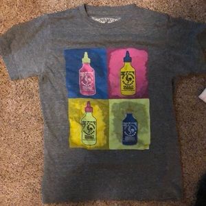 Small sircahi tee shirt